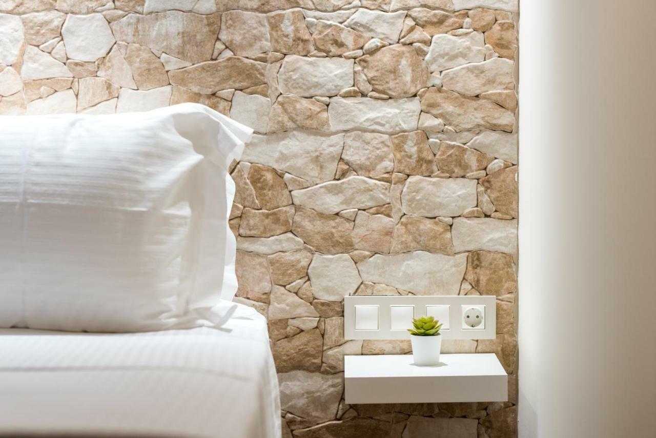 Oinoelia Luxury Suites&Residence Potos Exterior foto