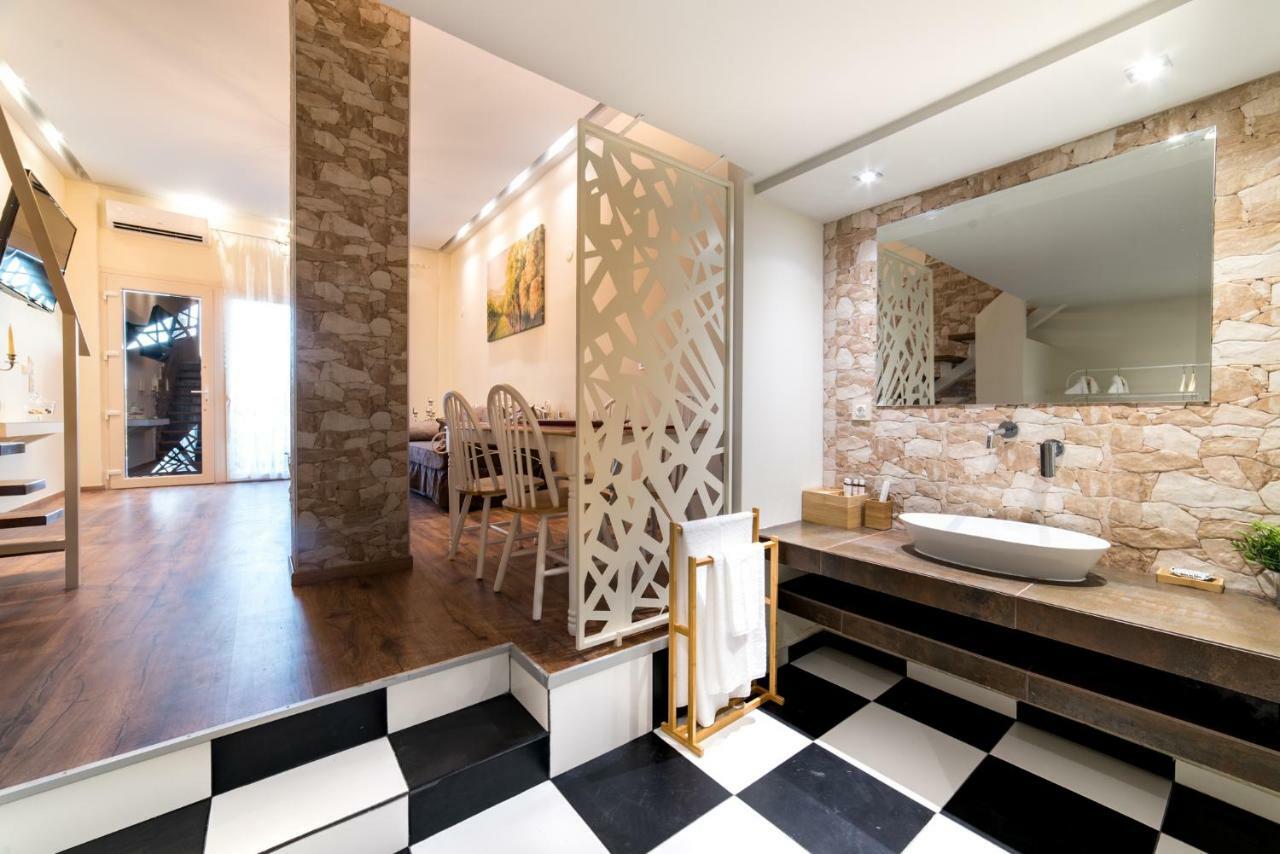 Oinoelia Luxury Suites&Residence Potos Exterior foto